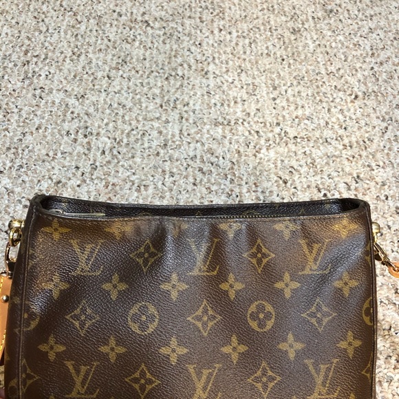 🚫SOLD🚫Louis Vuitton Looping MM - Picture 9 of 13